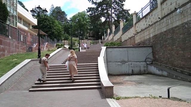 Кисловодск, дача Шаляпина, Каскадная лестница и прочие красоты, 12 июня 2022 года смотреть онлайн