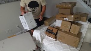 Сюрприз распаковка! Открываем потерянные посылки по $2 / Что нашли в дешевых коробках? США влог