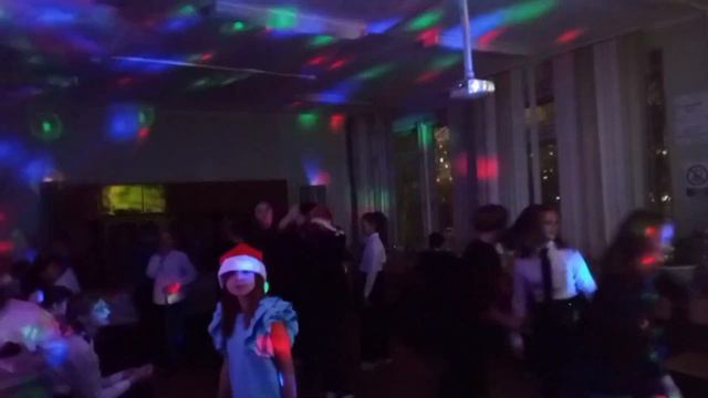 лютый 5 влог, на 30 минут💀💀💀 будет дискотека и дрешка подруги💕💕 смотреть онлайн