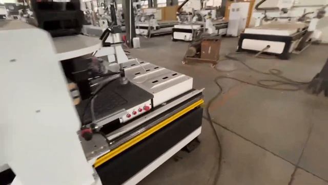 Super adsorption vacuum table with 7.5kw/380V pump.#cncrouter #cncroutermachine #woodnestingmachine смотреть онлайн