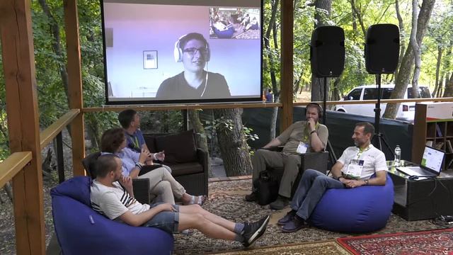Round Table on Technologies: The Future of Technologies. UTICamp-2019 смотреть онлайн