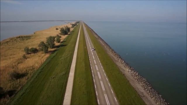 Skoda Octavia Combi Vs Toyota Avensis Tourer