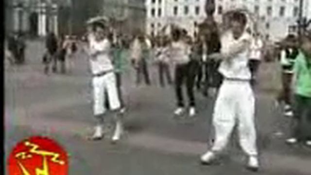 Тиктоник танцы синхронно