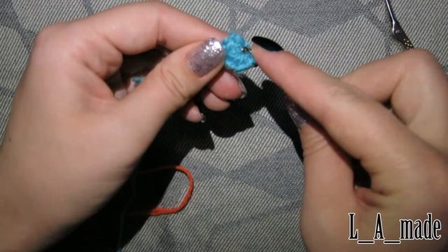 Вязаная корова крючком. Шестой урок, вяжем бабочку и цветы, вязаная корова смотреть онлайн