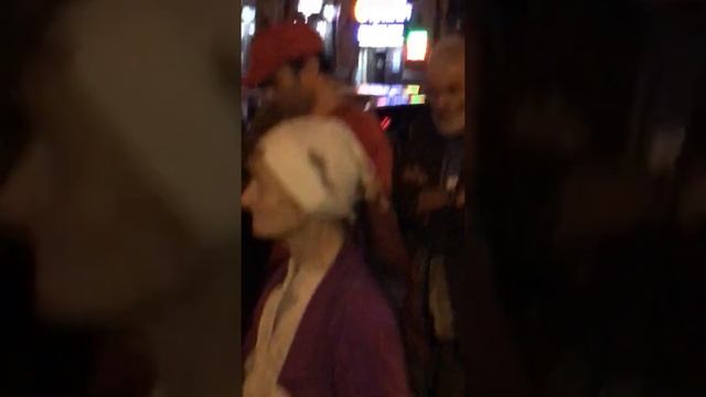 ПОСМОТРИ НАПРАВО ПОСМОТРИ НАЛЕВО... смотреть онлайн