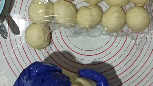Булочки как пух, Вишнёвая начинка смотреть онлайн
