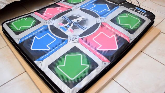DIY DDR Mat from PlayStation Controller смотреть онлайн
