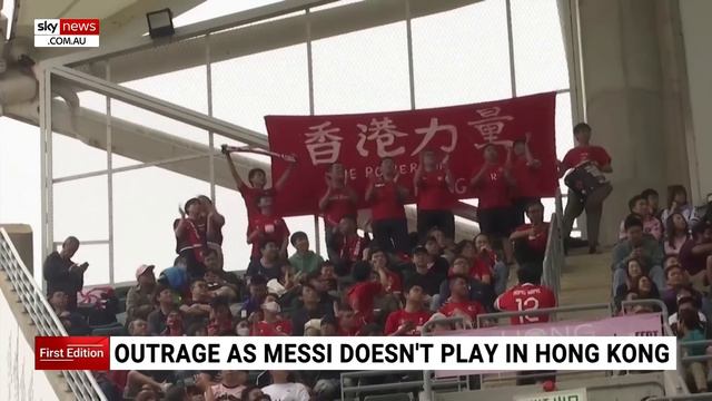 Angry fans chant for refunds as Messi sits out game in Hong Kong смотреть онлайн