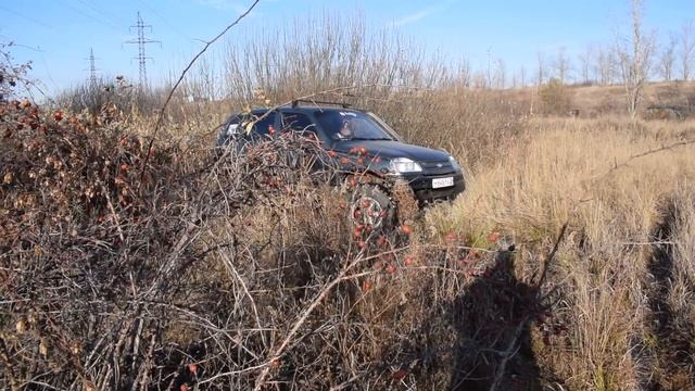 ЕЗДА ПО ТОНКОМУ ЛЬДУ / КАК СЛОМАТЬ ПОЛУОСЬ смотреть онлайн