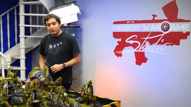 Warhammer 40.000 *New* Astra Militarum VS Harlequins ! смотреть онлайн