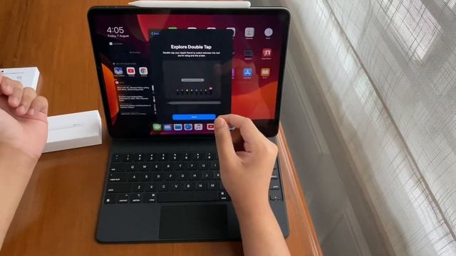 Apple iPad accessories / Apple Pencil / USB type C to headphone jack смотреть онлайн