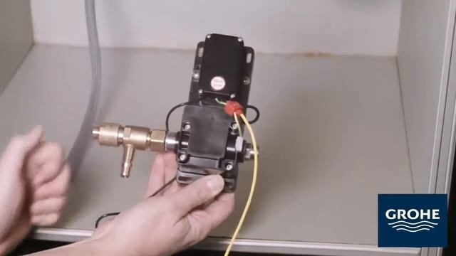 Видео инструкция по установке сенсорных смесителей GROHE Minta Touch смотреть онлайн