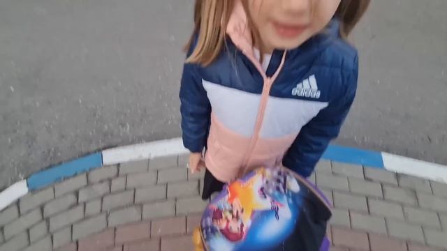 Из Германии в Россию. Приехали подруга и сестра, идём к иконе Матроны смотреть онлайн