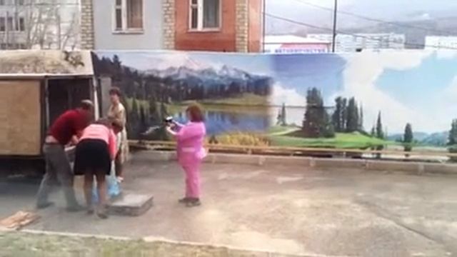 Вид из окна столовой в гостинице в г. Красноярск смотреть онлайн