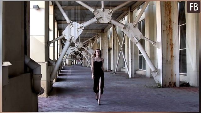 Женщина прилетела на свадьбу к сыну и сразу же отправилась к стилисту смотреть онлайн