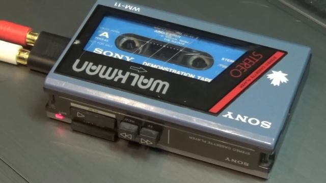 Vintage Sony Walkman смотреть онлайн