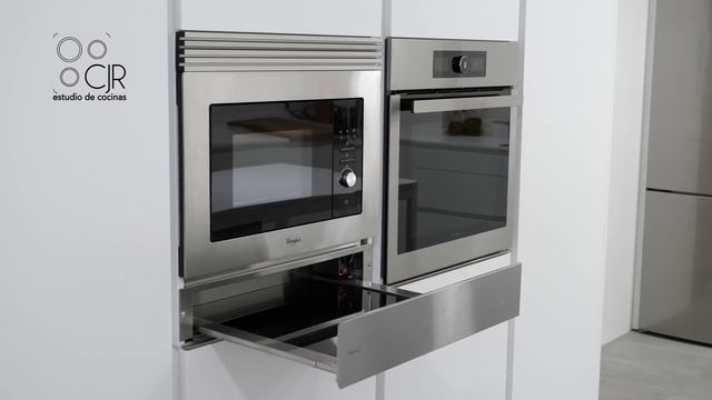 Cocina blanca mate seda silestone blanco electrodomésticos whirlpool Cocinas Santos CJR смотреть онлайн