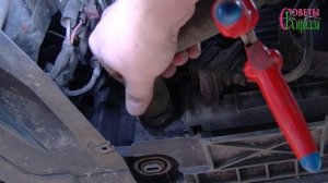 Как заменить Антифриз на автомобиле Шкода. Skoda Fabia II. Видео инструкция.