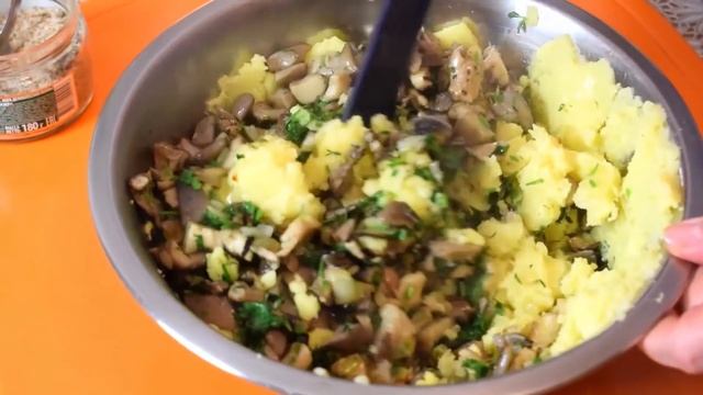 Картофельные котлеты с сюрпризом! Мамины рецепты смотреть онлайн