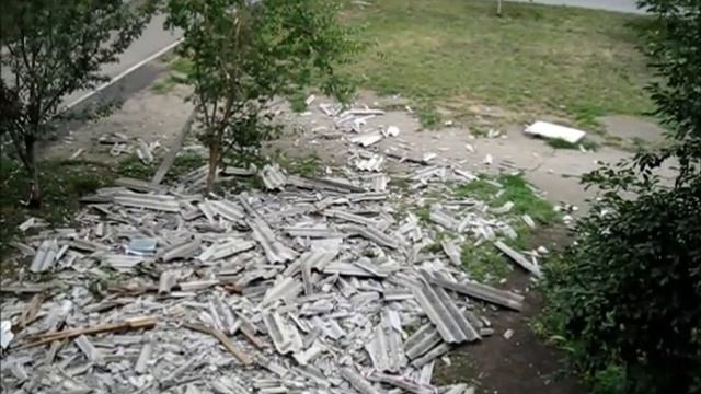 Опасный ремонт крыши пятиэтажки. Г. Армавир. смотреть онлайн