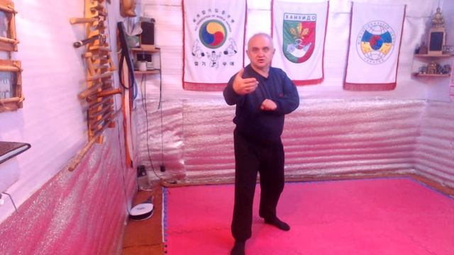 Гладить гриву дикой лошади (тонкости исполнения) смотреть онлайн