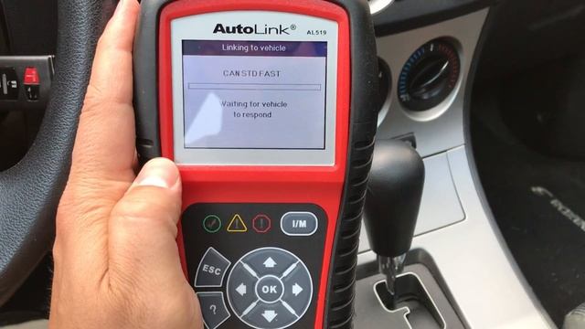 Autel AutoLink OBD II Scanner Review-AL519-Code Reader With A Large Screen смотреть онлайн
