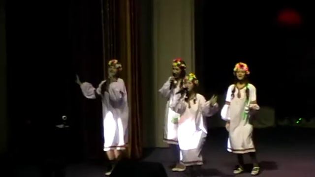 Святки - студия "Соловушка" (Нужные люди) - муз. Нужины смотреть онлайн