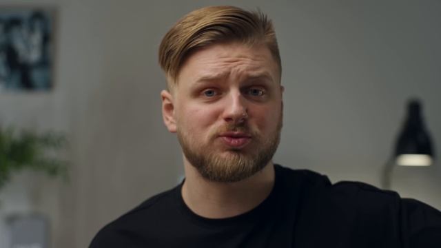 Обзор Tecno Phantom V Fold — раскладушка за $1000 смотреть онлайн