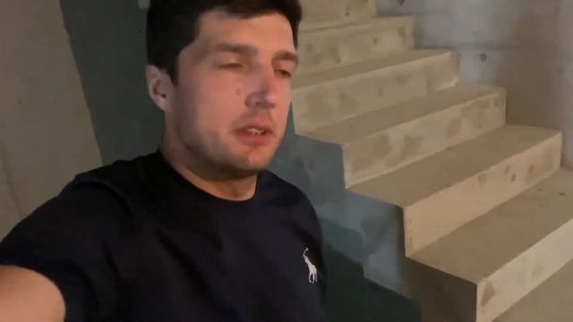 Зеркальная лестница в квартире смотреть онлайн