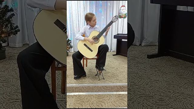 Глухонько София, гитара, 11 лет, вторая группа. смотреть онлайн