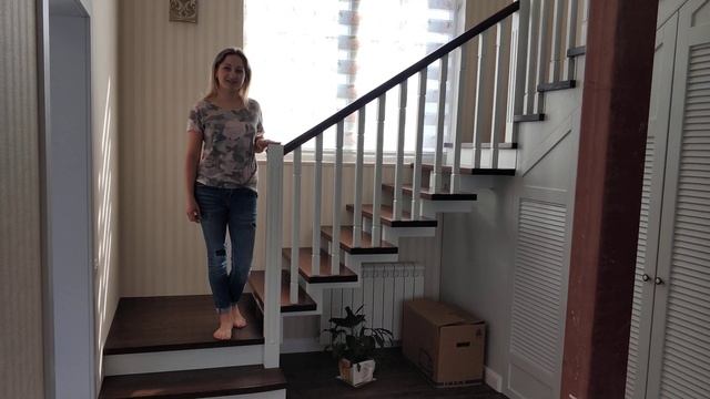 Комбинированная лестница на второй этаж. Отзыв заказчика из СПБ смотреть онлайн