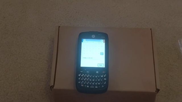 Motorola ES400 unboxing and setup for a friend смотреть онлайн