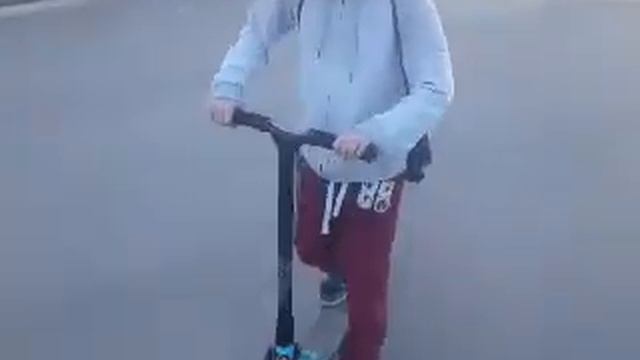 как сделать хоп на самокате смотреть онлайн