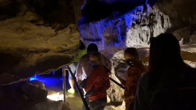 6. День 5. Пещера и подземный водопад Руби Фолс (Ruby Falls) смотреть онлайн