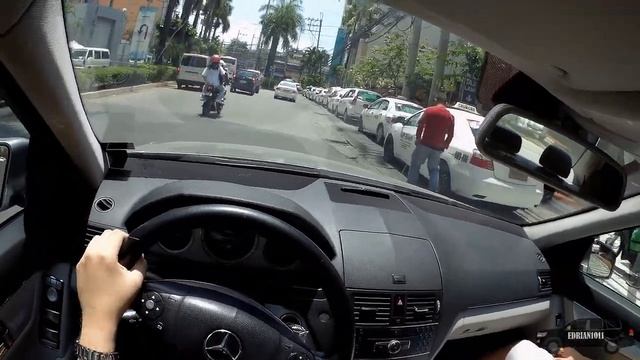 2009 Mercedes-Benz C200 Kompressor [Avantgarde] (W204) - POV City Drive