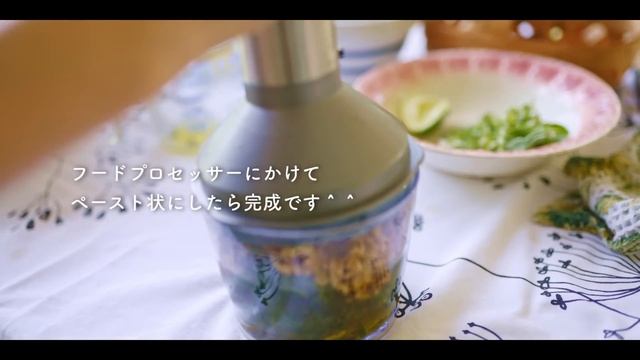 勤勉な田舎の夏/シンプルな暮らし／庭で採れた野菜で料理する?Diligent homemaker in the summer countryside / Simple life, garden. смотреть онлайн