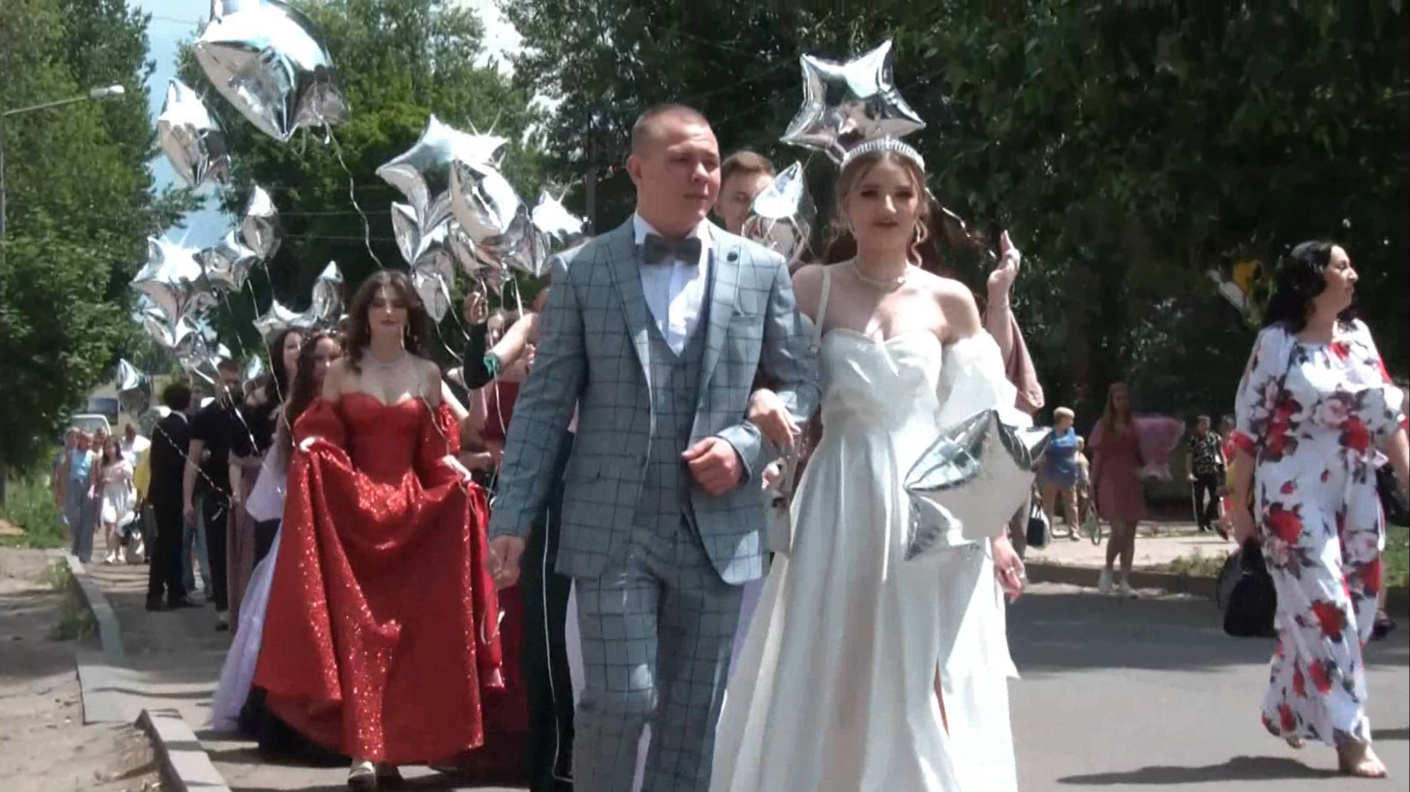 Выпускной школы 17 Суходольск ЛНР 2024.