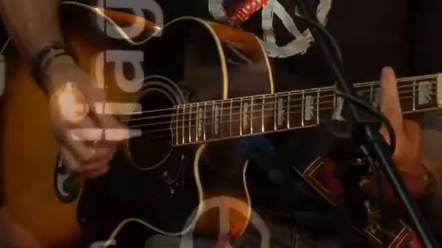 Сергей Снеговский специально для локации "Кофе, куры и коты" фестиваля "Платформа"-2020 смотреть онлайн