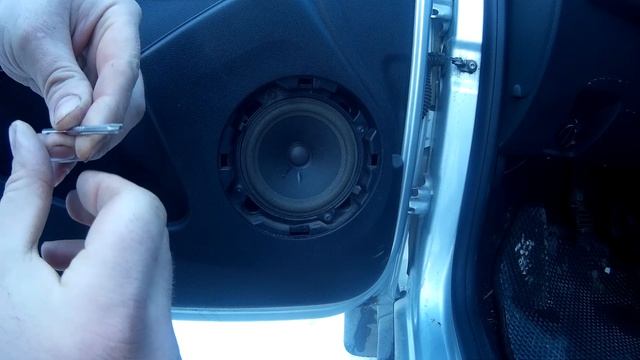 Замена штатной акустики Рено Дастер Machete AL-165T