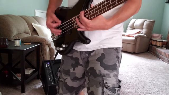 Ampeg BA -110 Bass Combo Amp Test смотреть онлайн