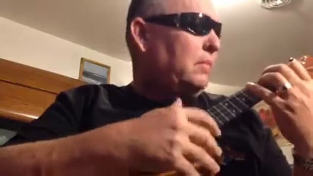 Aloha Honeybell Concert Uke смотреть онлайн