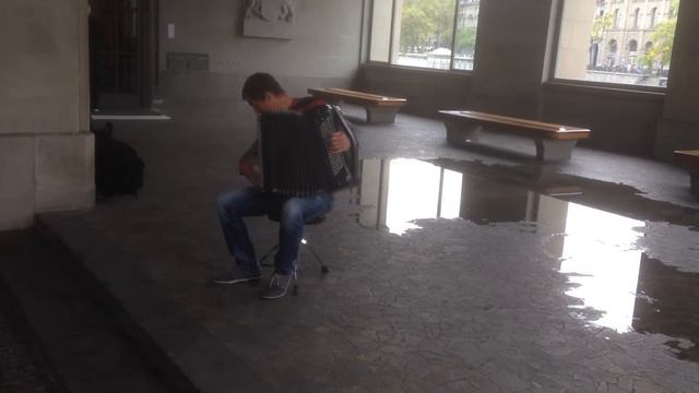 Organ Classical Music Played On An Accordion On The Streets Of Zurich, Switzerland!