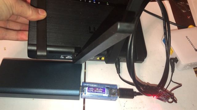 DIY Хата 15 годин без світла! Автономне живлення від Power банка. #diyua смотреть онлайн