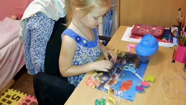 Купили новый пластилин. Делаю Рыбок. смотреть онлайн