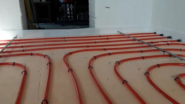 теплый пол . установка маяков на эппс. смотреть онлайн