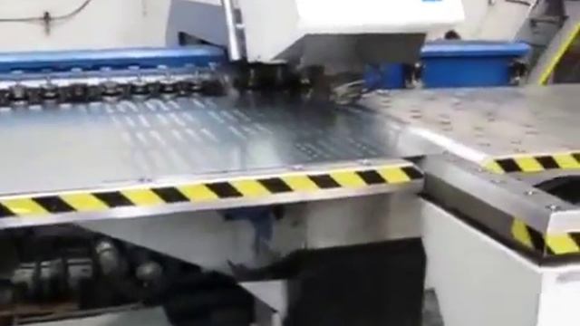 Stanpromsnab.ru Trumpf Trumatic 200R стройстанкомаш