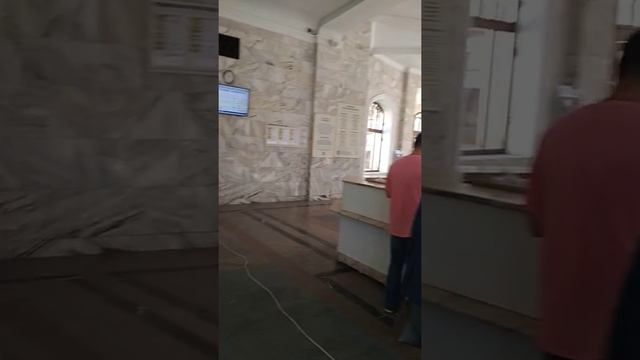 Нарзанная галерея Кисловодска ремонт с отдыхающими смотреть онлайн
