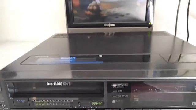 Sony SL-HF900 SUPER Betamax Video Cassette Recorder/Player