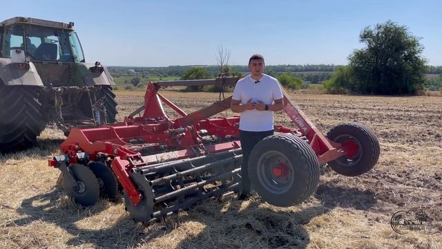 Работа в поле дискатора АRES 4XL. Обзор прицепного мульчировщика под Т150, дискование после пшеницы смотреть онлайн