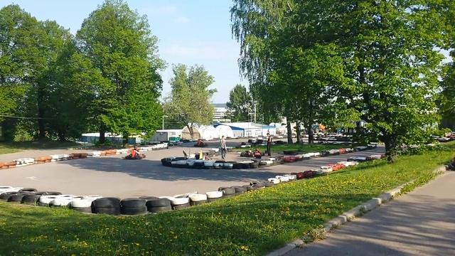 картинг в ландшафтном парке Митино смотреть онлайн